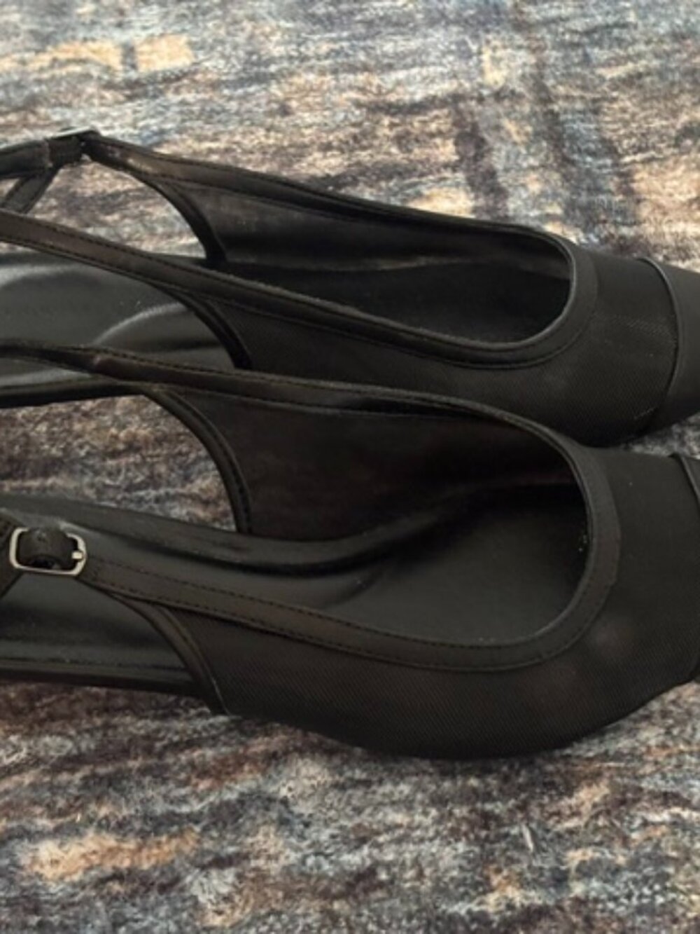 WHBM Black Mesh Cap Toe Slingback Kitten Heel Pumps Size 8M
